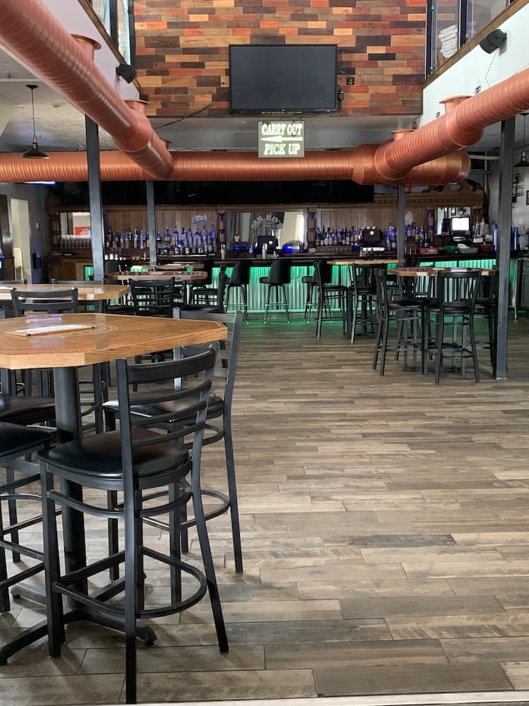 Commodore Perry Inn and Suites property views in Port Clinton, OH — gallery photo 3
