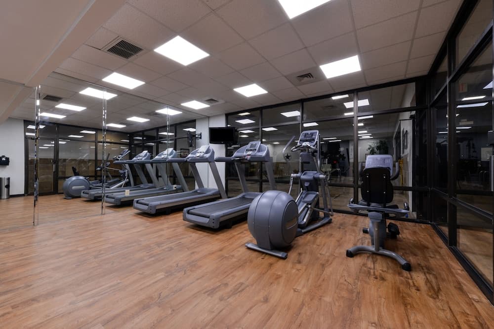 Holiday Inn Hotel & Suites Beaumont Plaza (I-10 & Walden) by IHG gallery photo in Beaumont, TX — image 8