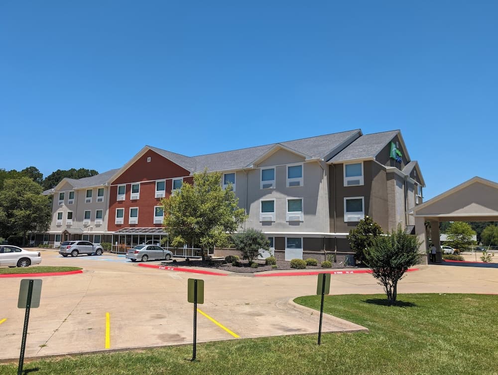Holiday Inn Express Hotel & Suites by IHG featured exterior or lobby in El Dorado, AR — similar hotel