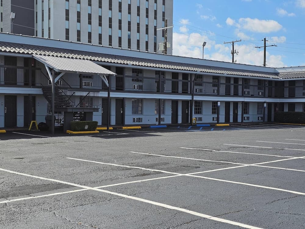 Quality Inn & Suites gallery photo in Metairie, LA — image 17