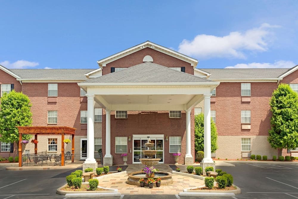 Hawthorn Extended Stay by Wyndham Cincinnati/Sharonville featured exterior or lobby in Sharonville, OH — similar hotel