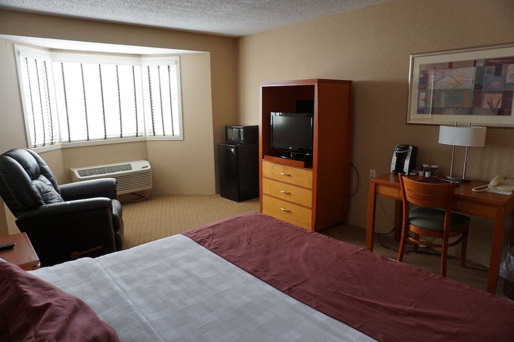 Findlay Inn and Conference Center property views in Findlay, OH — gallery photo 3