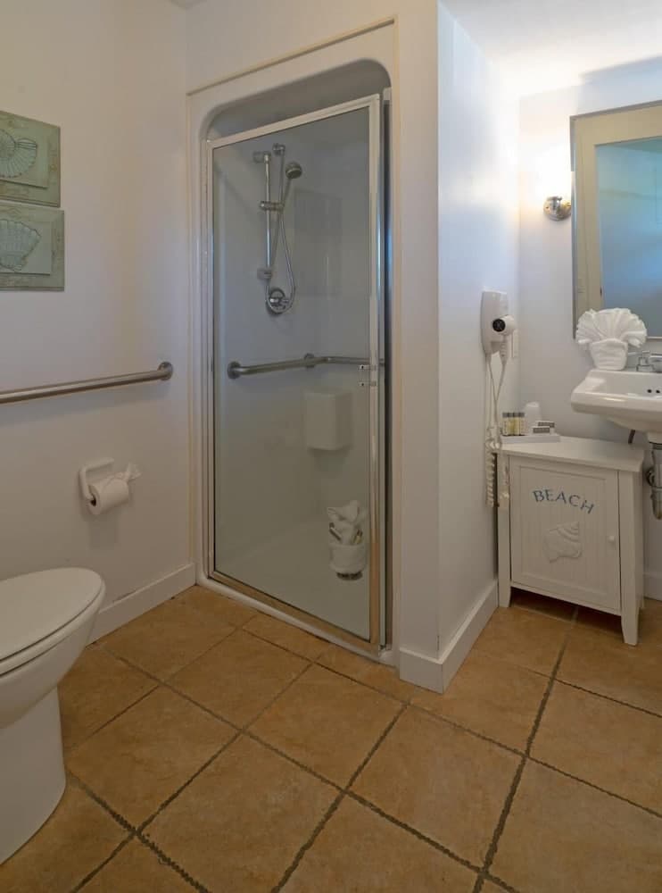 Beachcomber Resort at Montauk property views in Montauk, NY — gallery photo 3
