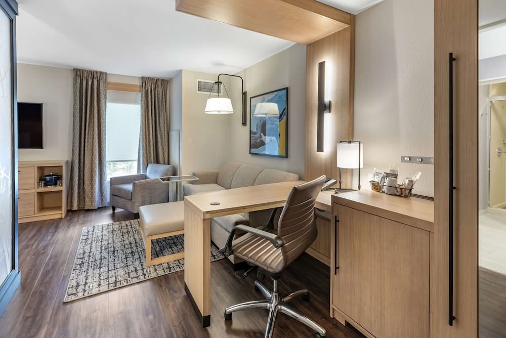 Hyatt Place Indianapolis Carmel gallery photo in Carmel, IN — image 19