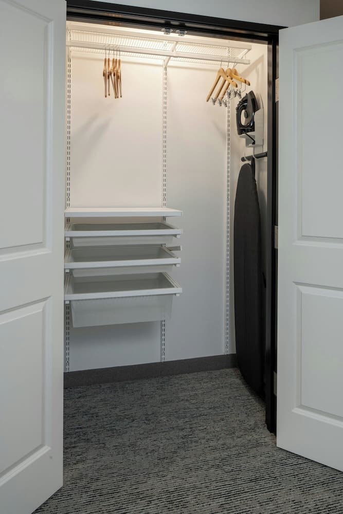 Towneplace Suites By Marriott Surprise Prasada gallery photo in Surprise, AZ — image 22