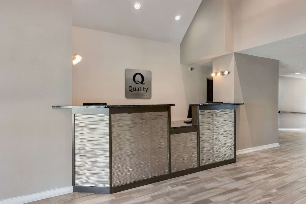 Quality Inn Lees Summit - Kansas City gallery photo in Lee's Summit, MO — image 30