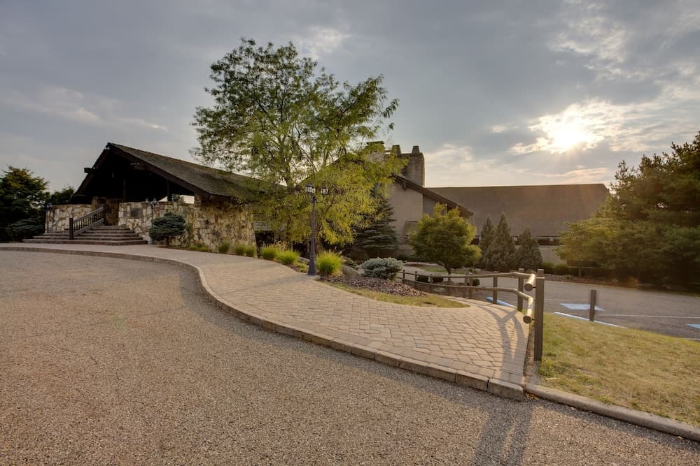 Salt Fork Lodge and Conference Center gallery photo in Cambridge, OH — image 36