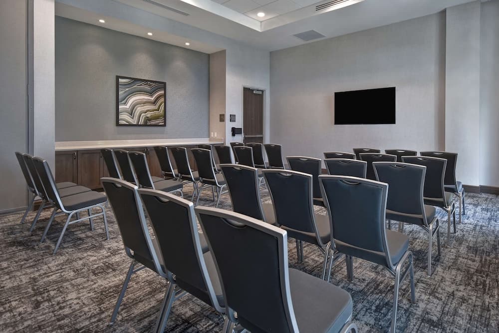 Homewood Suites by Hilton Orlando at Flamingo Crossings gallery photo in Winter Garden, FL — image 9