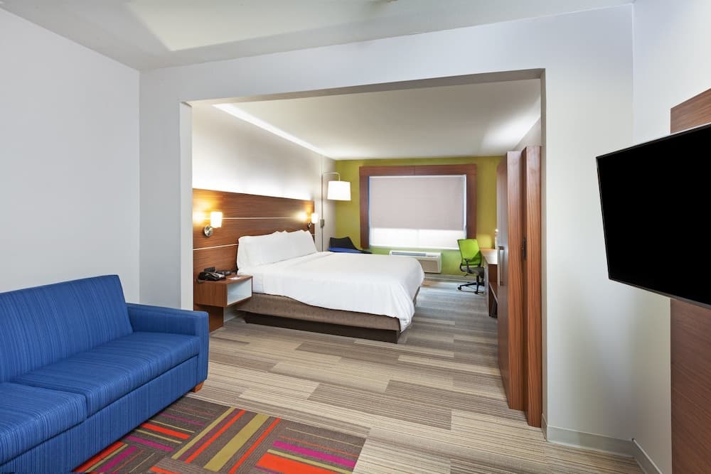 Holiday Inn Express Hotel & Suites Orange by IHG gallery photo in Orange, TX — image 29