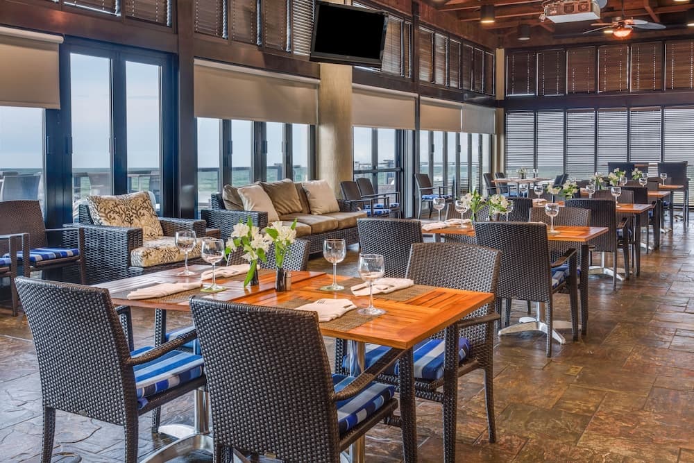Holiday Inn Resort Panama City Beach by IHG gallery photo in Panama City Beach, FL — image 45