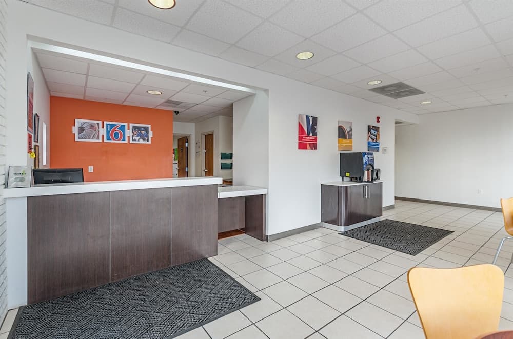Motel6 Winchester, VA interior in Winchester, VA — gallery photo 2