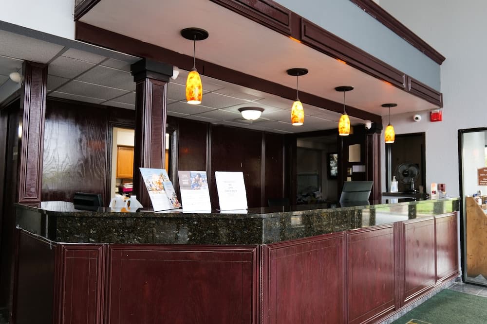 Baymont by Wyndham Flint Airport North gallery photo in Flint, MI — image 13