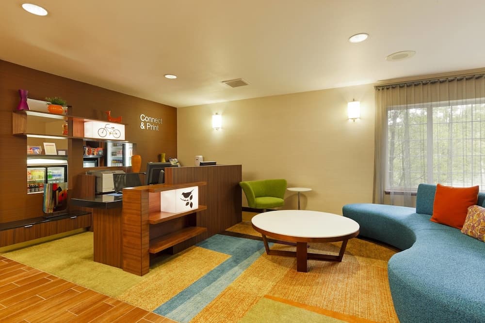 Fairfield Inn & Suites by Marriott Lake Oswego gallery photo in Lake Oswego, OR — image 10