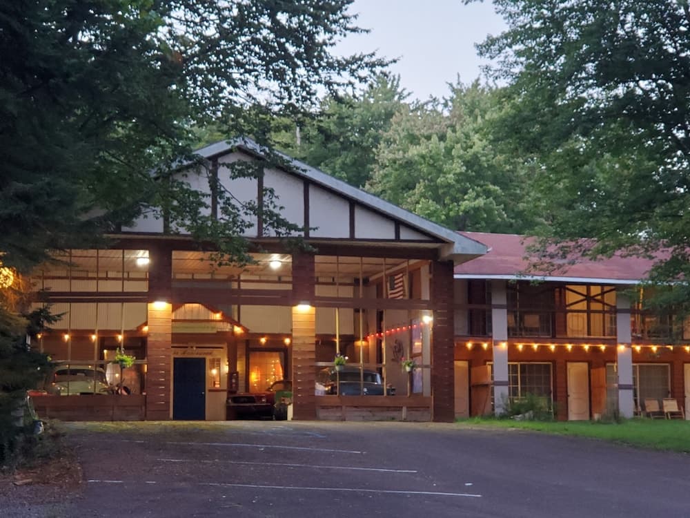 Pocono Mountains Hotel and Spa featured exterior or lobby in Gouldsboro, PA — similar hotel