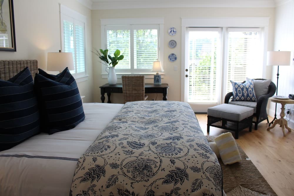 The Inn at Pleasant Beach gallery photo in Bainbridge Island, WA — image 14