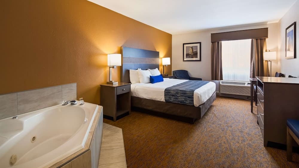 Spark by Hilton Biloxi Ocean Springs property views in Biloxi, MS — gallery photo 3