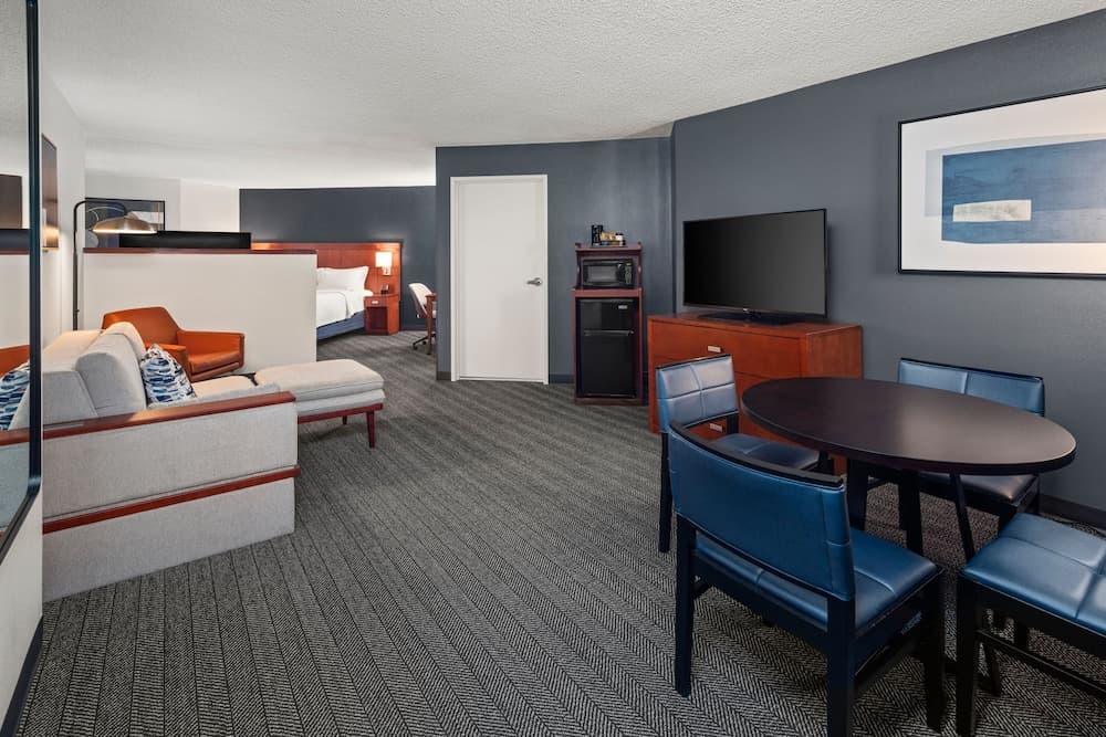Courtyard by Marriott La Crosse gallery photo in La Crosse, WI — image 23