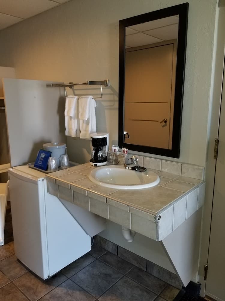 Dunes Waterfront Resort gallery photo in Mears, MI — image 54