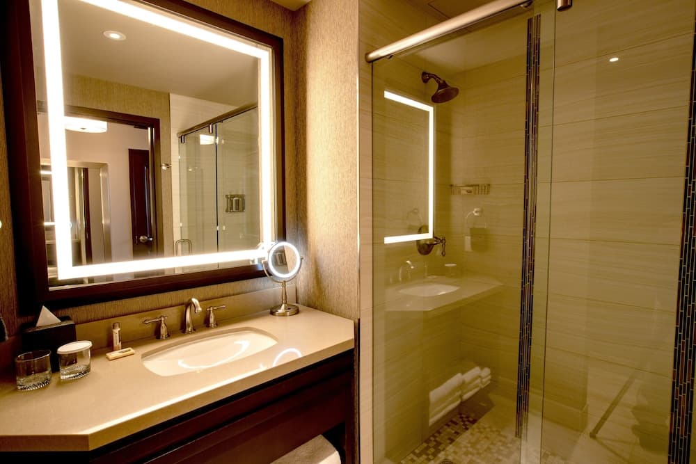 Santa Ana Star Casino Hotel gallery photo in Bernalillo, NM — image 8