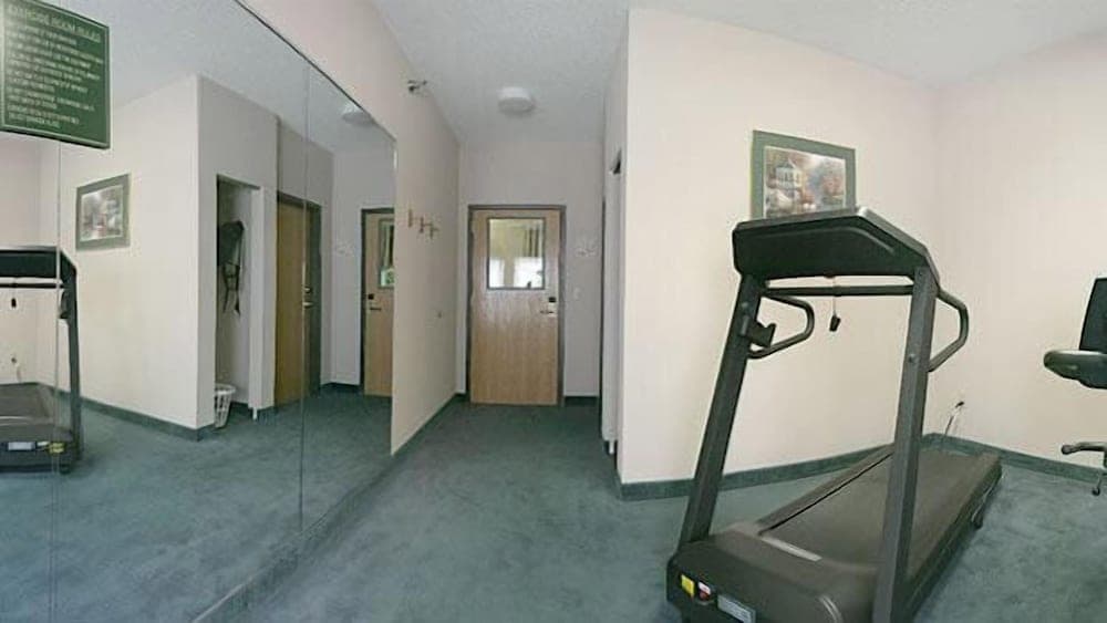 Hampton Inn Sturgis-Lagrange Area gallery photo in Sturgis, MI — image 15