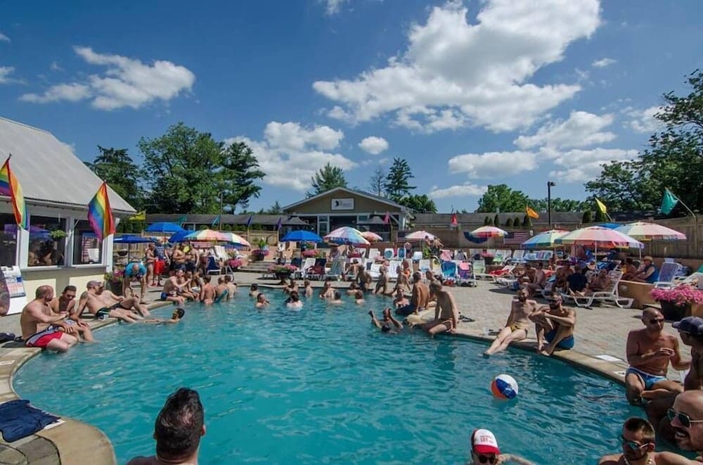 The Raven Resort property views in New Hope, PA — gallery photo 3