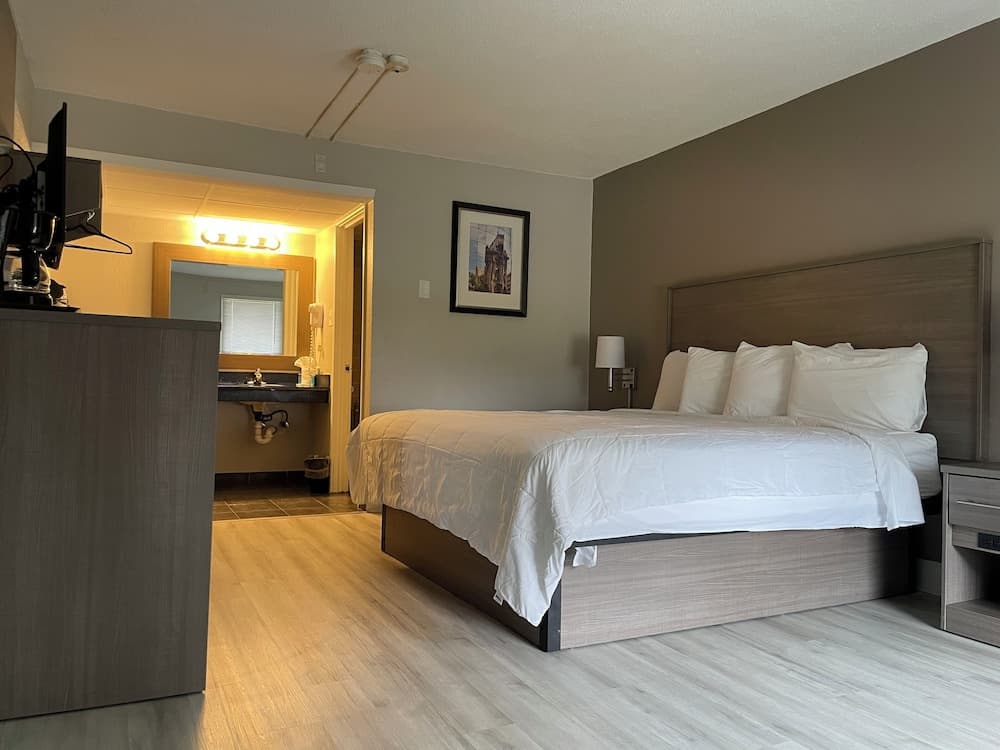Whaler Inn and Suites gallery photo in New Bedford, MA — image 44