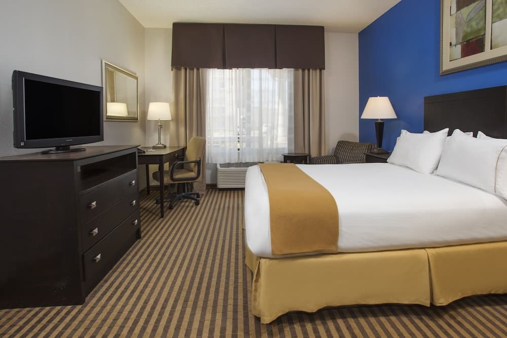 Kalamazoo Hotel and Suites gallery photo in Kalamazoo, MI — image 6
