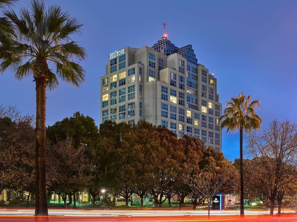 Hilton Los Angeles North/Glendale — hotel in Glendale, California