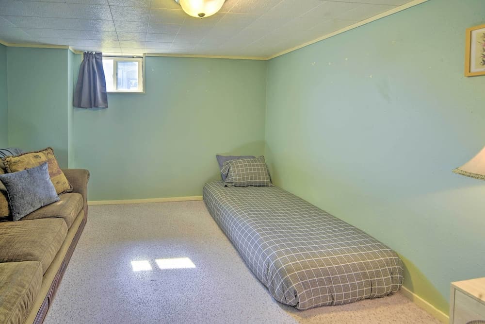 Silver Collection Hotel interior in Fredericksburg, VA — gallery photo 2