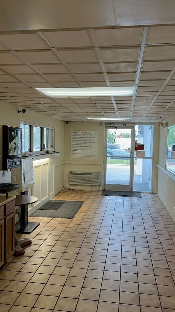Economy Inn of Greenville, NC interior in Greenville, NC — gallery photo 2