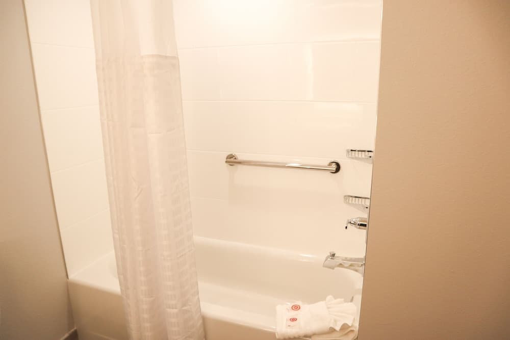 Comfort Suites Gainesville near University interior in Gainesville, FL — gallery photo 2