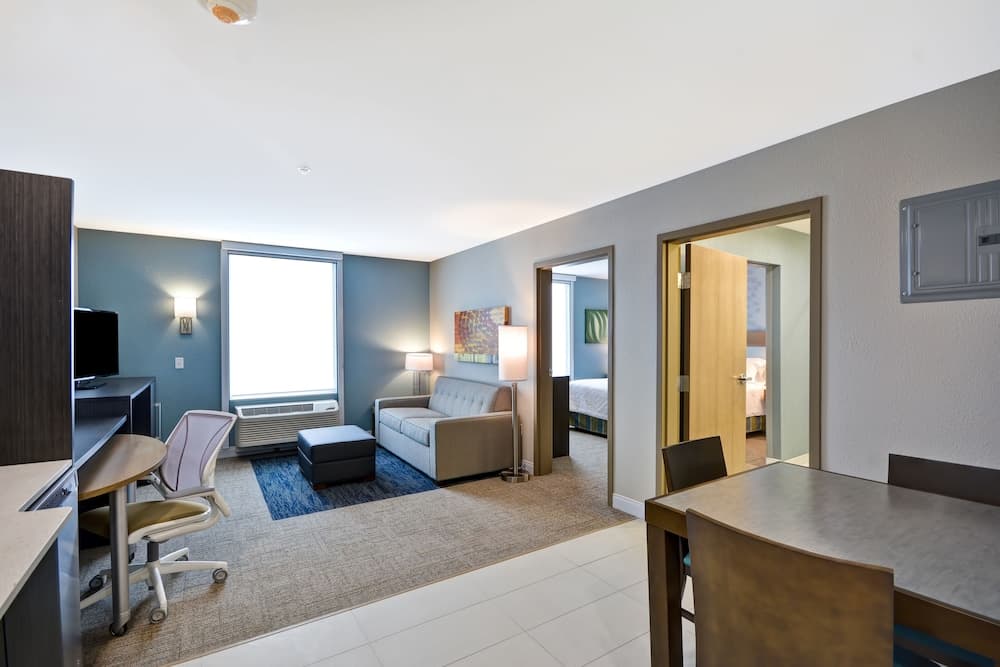 Home2 Suites by Hilton Jackson MI interior in Jackson, MI — gallery photo 2