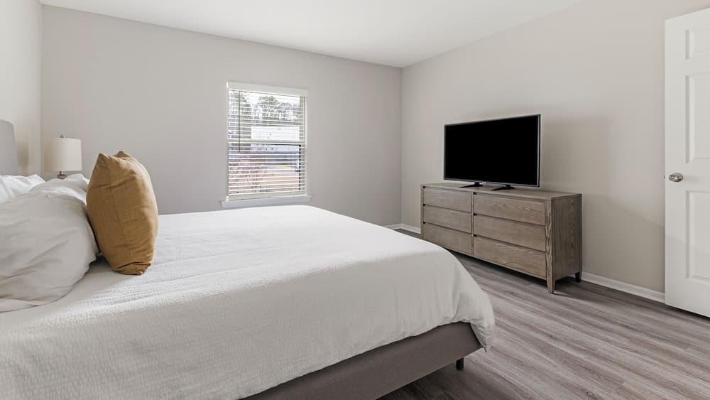 Windsor Highlands Apartments by Landing interior in Birmingham, AL — gallery photo 2