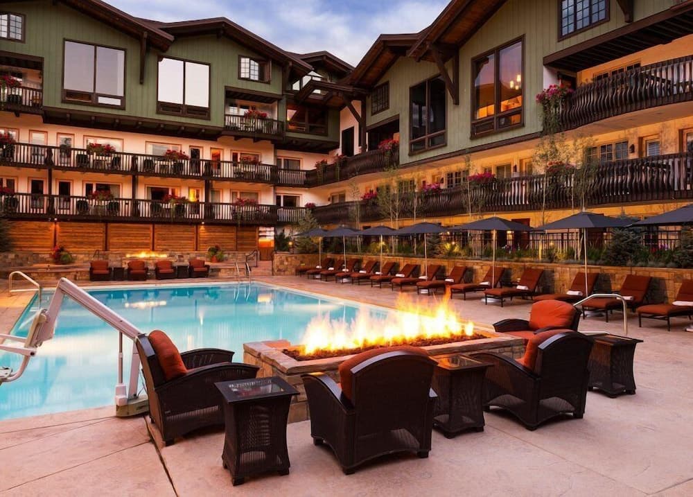 Two Bedroom at the Lodge At Vail by RedAwning interior in Vail, CO — gallery photo 2