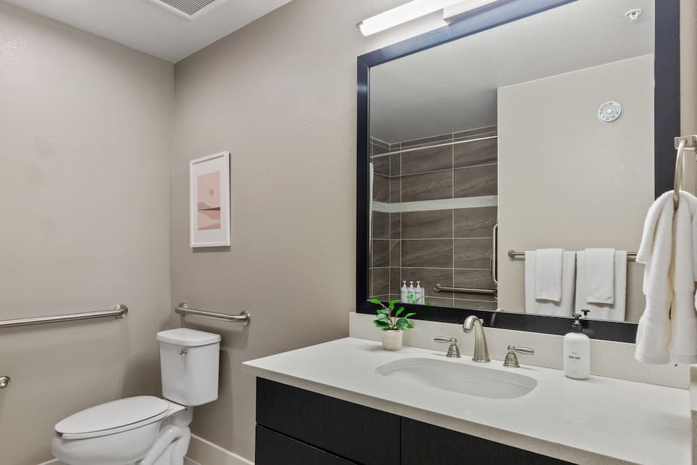 Kasa Union Station Denver gallery photo in Denver, CO — image 30