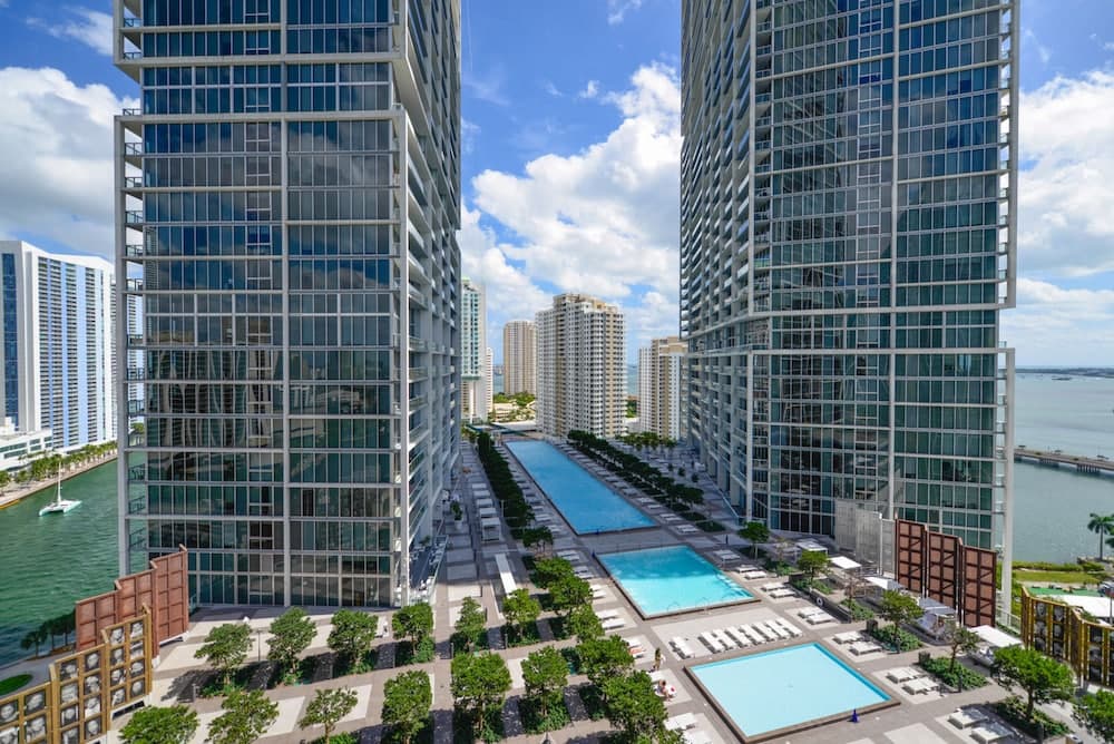 Icon Residences featured exterior or lobby in Miami, FL — similar hotel