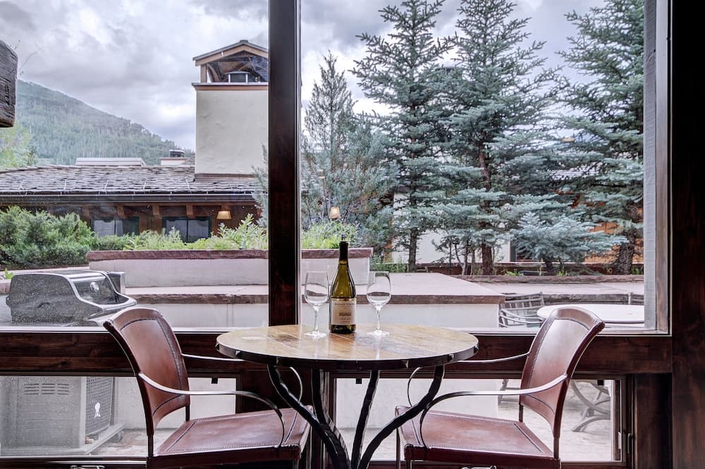 Rustic Mountain View 2Bedroom Condo- Lodge at Vail by RedAwning featured exterior or lobby in Vail, CO — similar hotel
