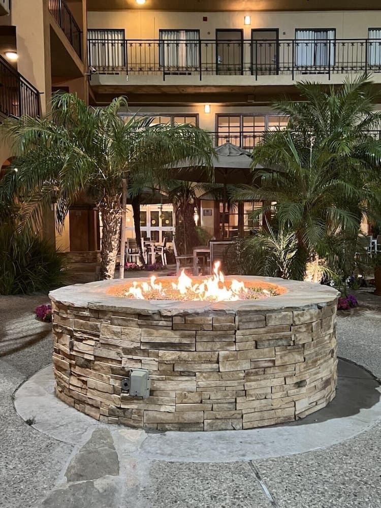 MainStay Suites John Wayne Airport by Choice Hotels gallery photo in Santa Ana, CA — image 64