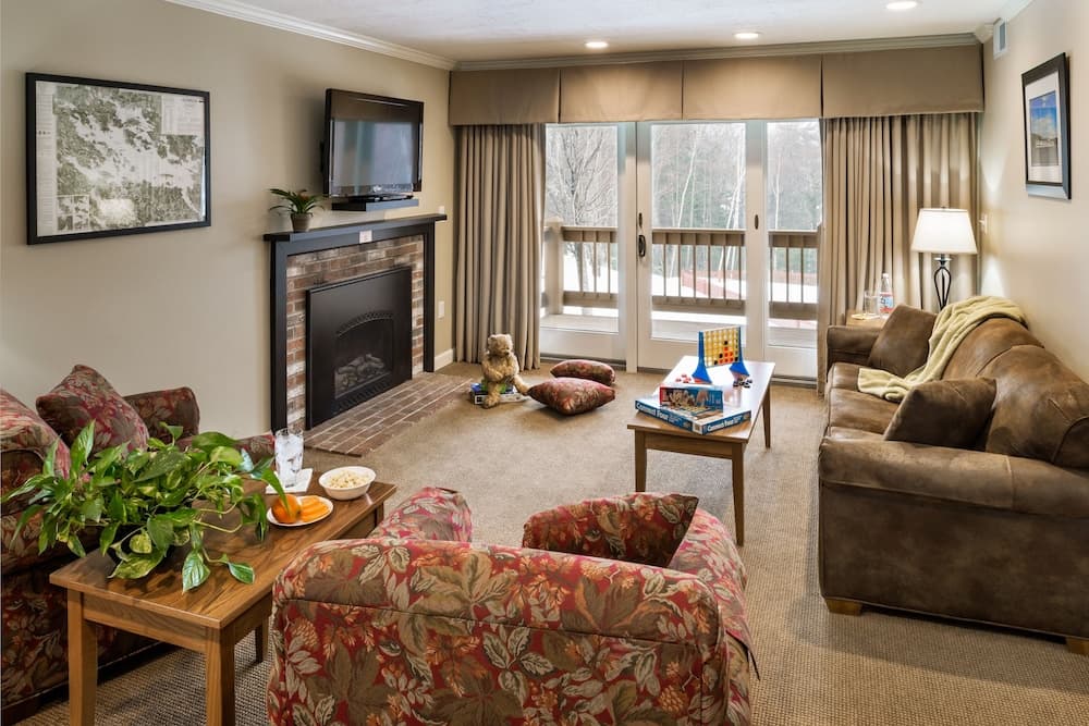 The Summit Resort property views in Laconia, NH — gallery photo 3