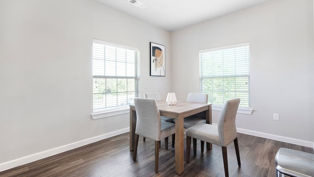Westpointe Drive Apartments by Landing property views in New Braunfels, TX — gallery photo 3