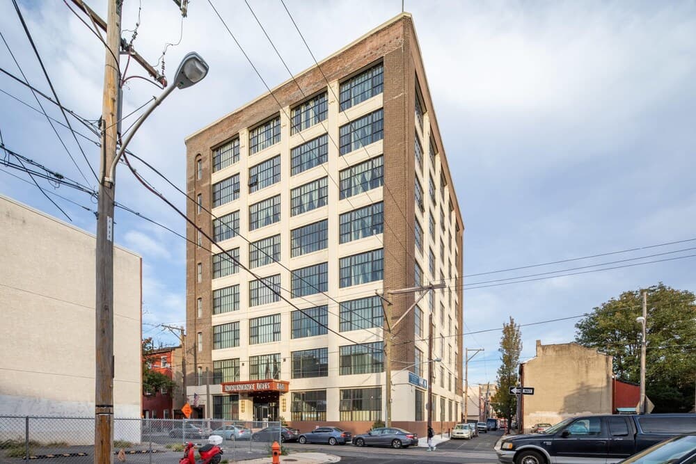 Sosuite Tandem 2BR Apts w. W/d, Gym, On-site Bar featured exterior or lobby in Philadelphia, PA — similar hotel
