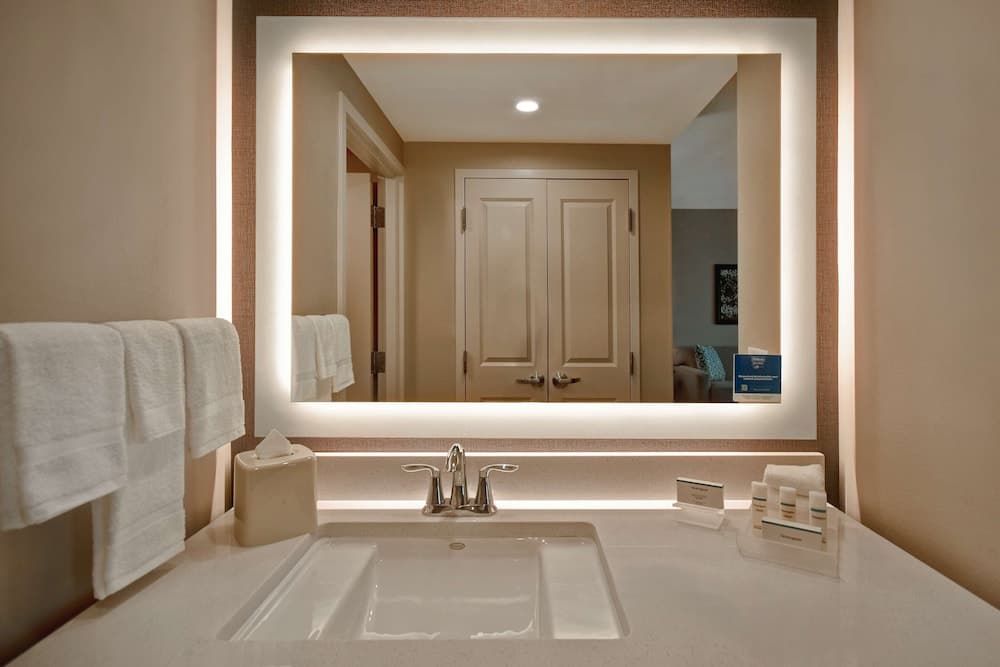 Homewood Suites by Hilton Orlando at Flamingo Crossings gallery photo in Winter Garden, FL — image 44