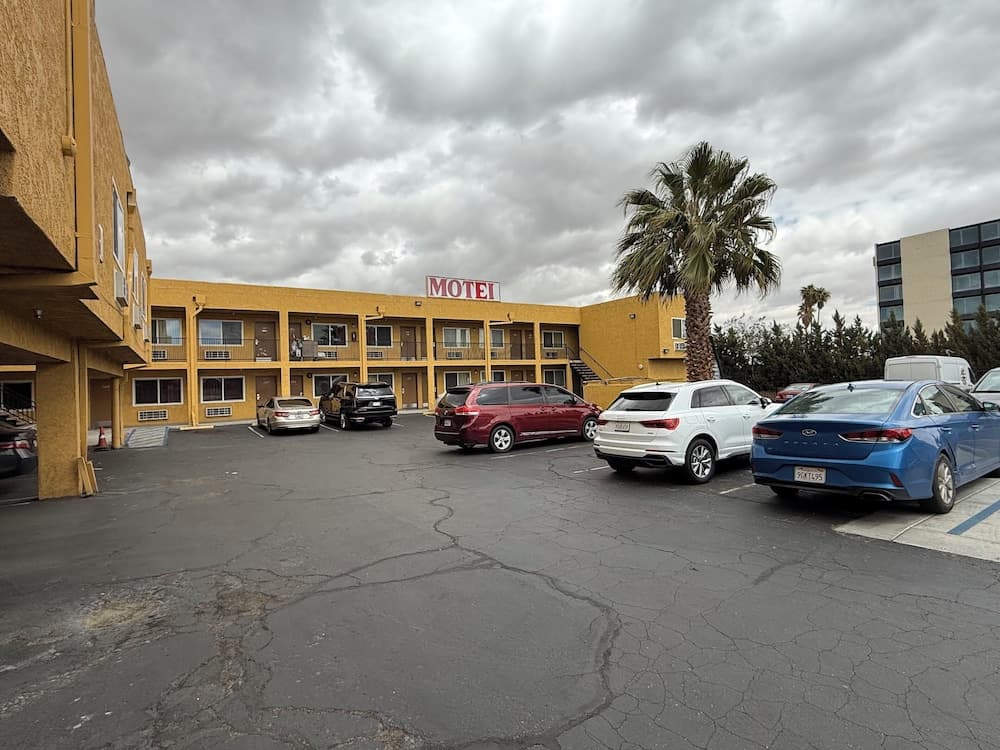 New Budget Inn gallery photo in Victorville, CA — image 17