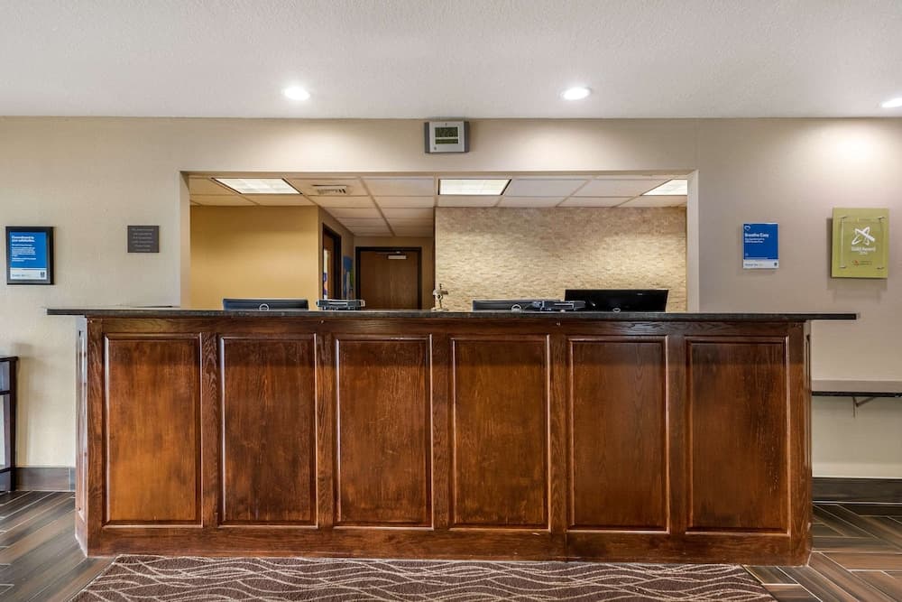 Comfort Inn Story City interior in Story City, IA — gallery photo 2