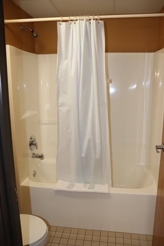 Prairie Inn and Suites Holmen/La Cross gallery photo in Holmen, WI — image 4