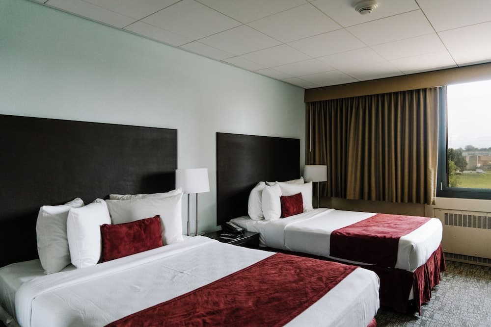 Hotel UMass gallery photo in Amherst — image 7