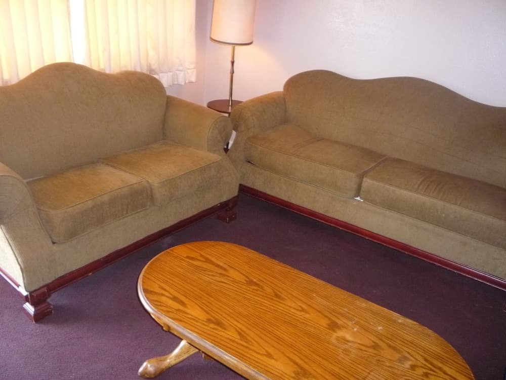 Nice Inn Yuba City property views in Yuba City, CA — gallery photo 3