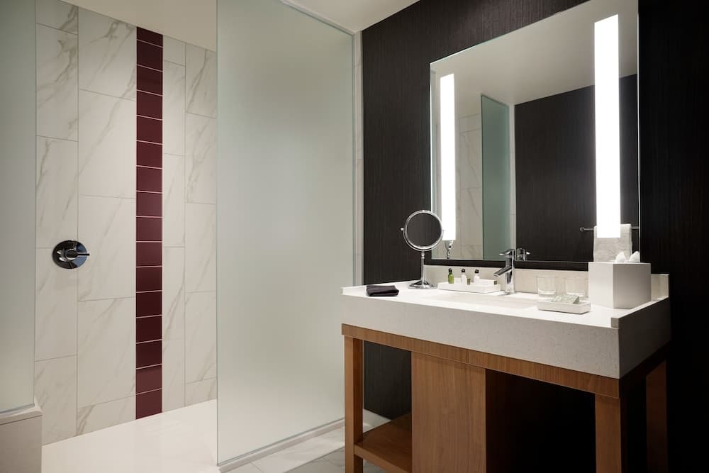 The Landing Hotel at Rivers Casino & Resort gallery photo in Schenectady, NY — image 4