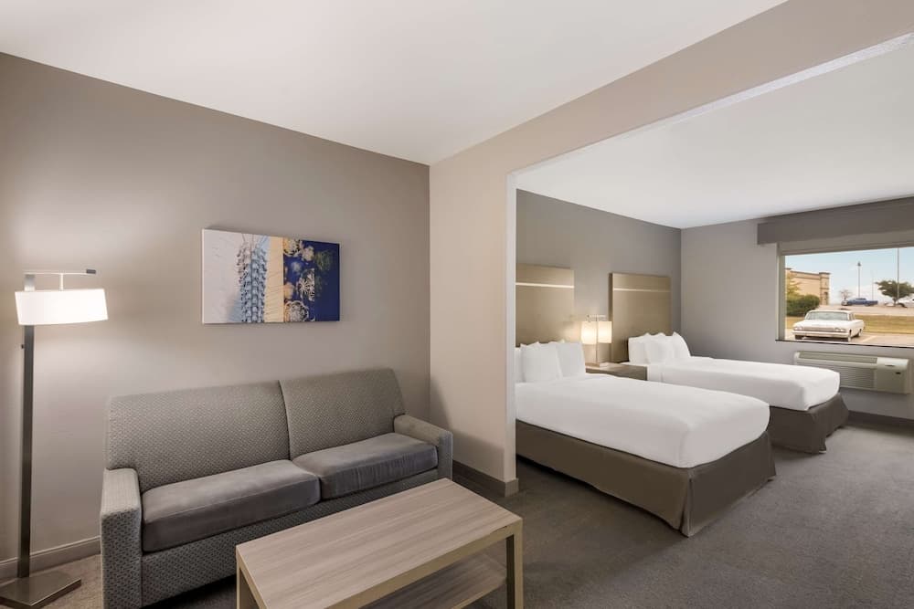 Best Western Plus Killeen/Fort Cavazos Hotel & Suites gallery photo in Killeen, TX — image 12