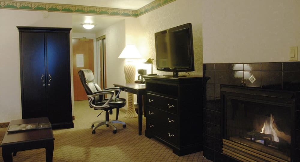 The Plaza Hotel & Suites Winona gallery photo in Winona, MN — image 8